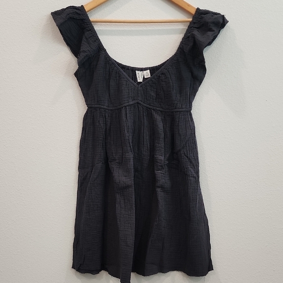 Roxy Dresses & Skirts - Roxy Black Mini Sundress with Scoop Neck